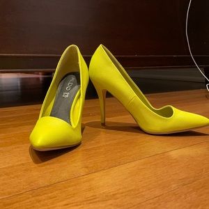 ALDO pumps size 8 US